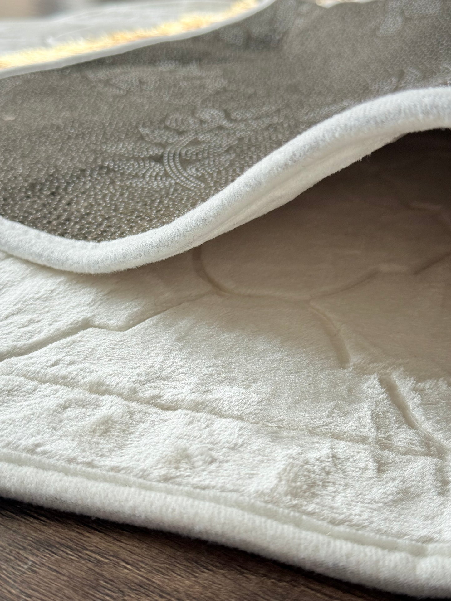 Velvet Cloud Prayer Mat